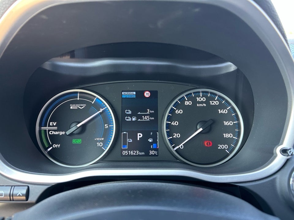 Mitsubishi Eclipse Cross 2,4 PHEV Intense CVT 4WD 5d