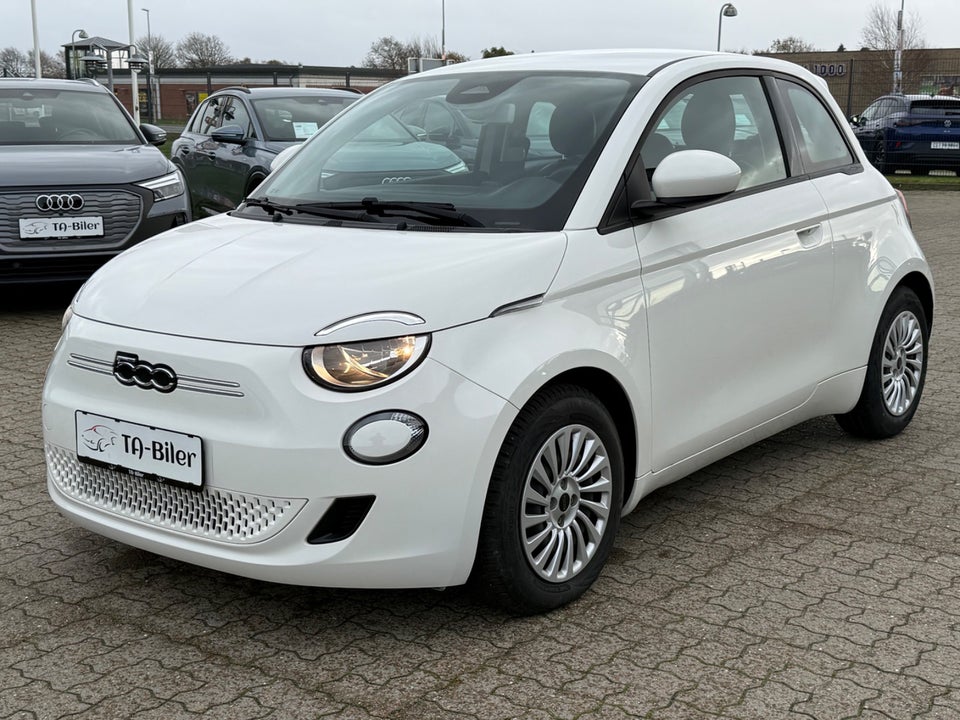 Fiat 500e 24 Action 3d