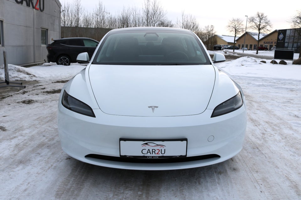 Tesla Model 3 RWD 4d