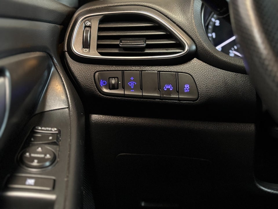 Hyundai i30 1,0 T-GDi Go! stc. 5d