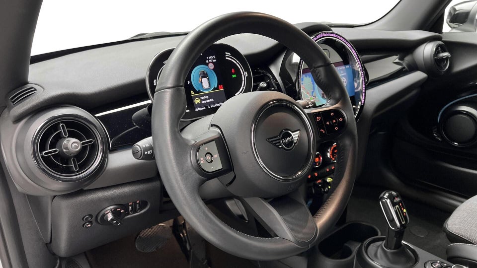 MINI Cooper SE Classic Trim 3d