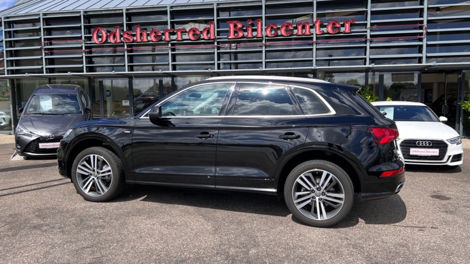 Audi Q5 2,0 TDi 190 S-line quattro S-tr. 5d