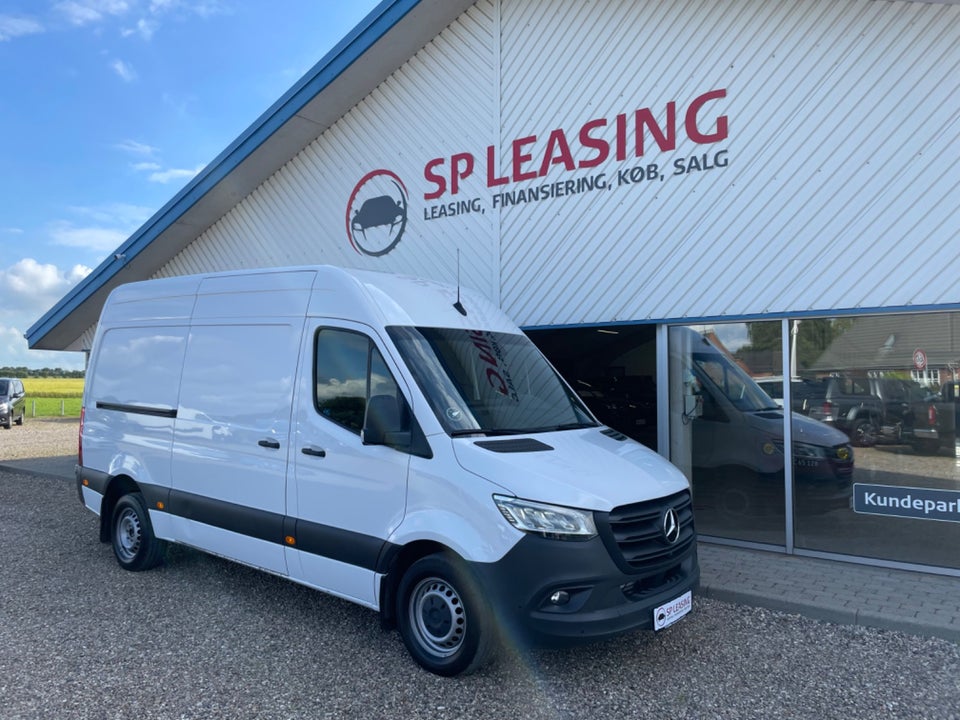 Mercedes Sprinter 319 3,0 CDi A2 Kassevogn aut. RWD