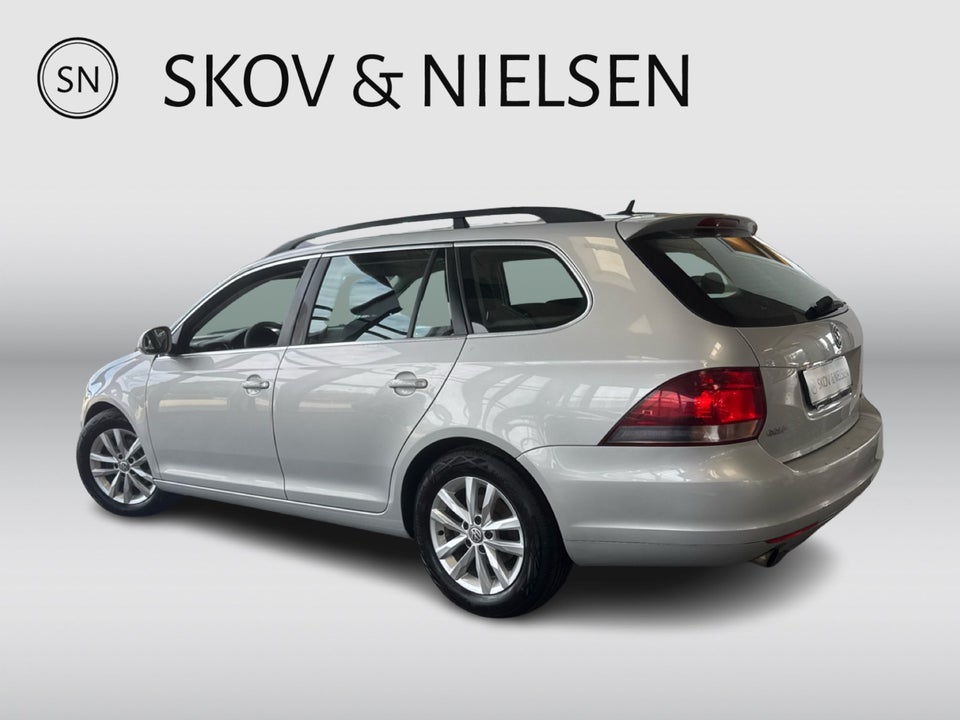VW Golf VI 1,6 TDi 105 Comfortline Variant BMT 5d