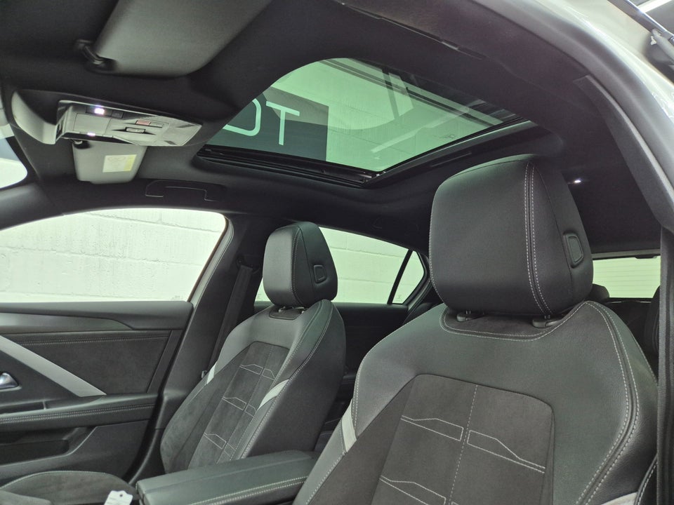 Opel Astra 1,6 PHEV Ultimate aut. 5d