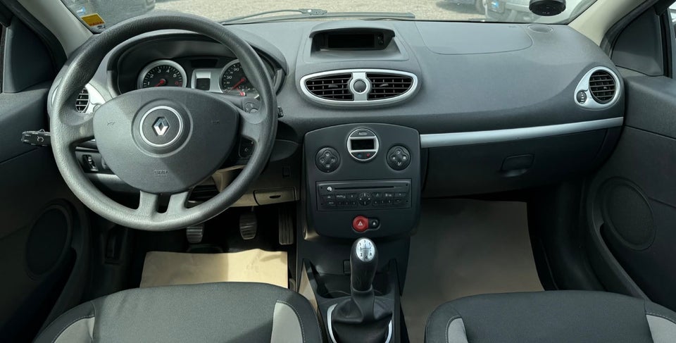 Renault Clio II 1,5 dCi 65 Storia 5d