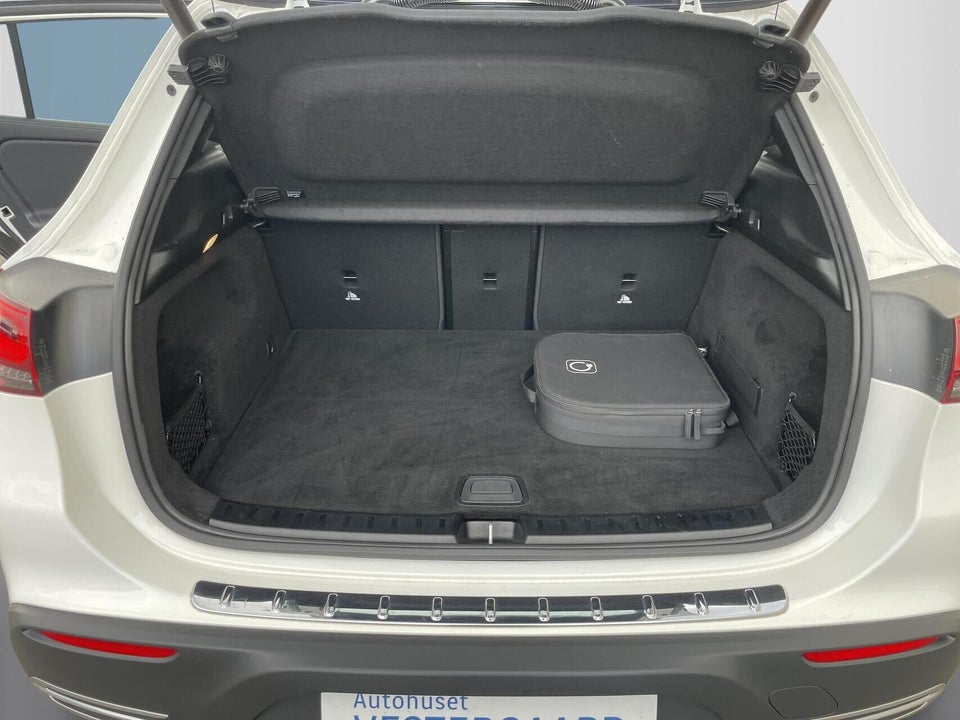 Mercedes EQA250 Progressive 5d