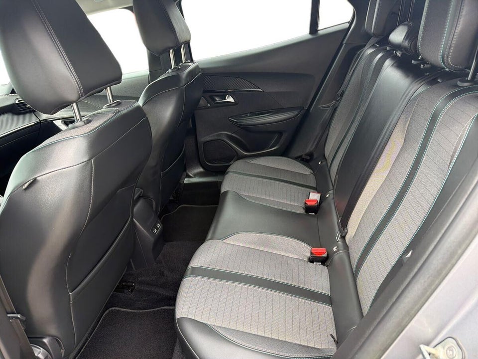 Peugeot e-2008 50 Allure Pack 5d