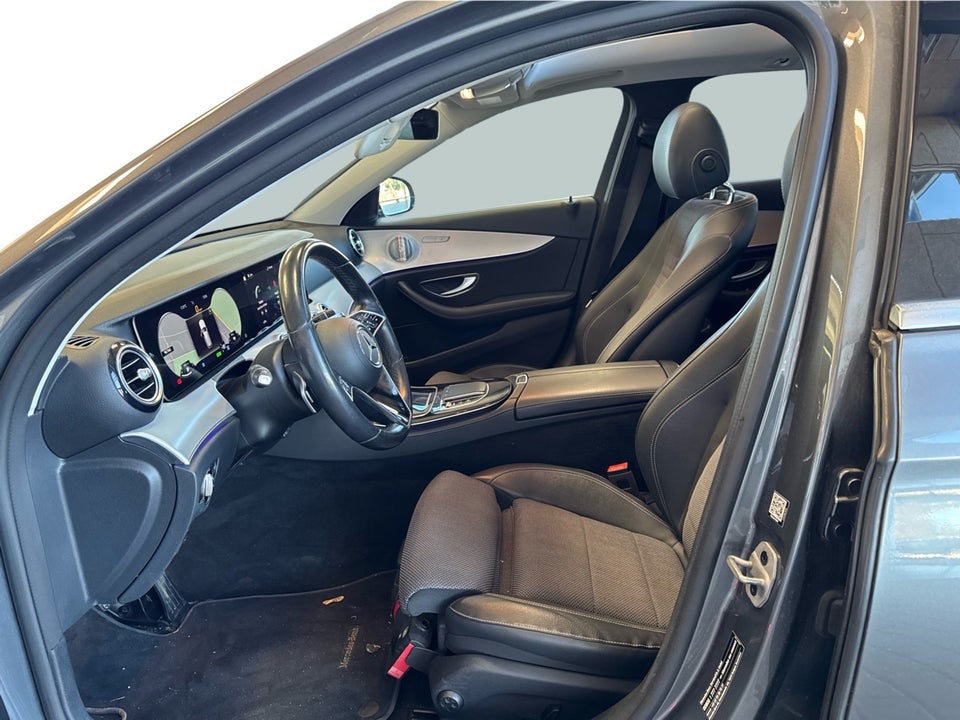 Mercedes E300 de 2,0 Exclusive stc. aut. 5d
