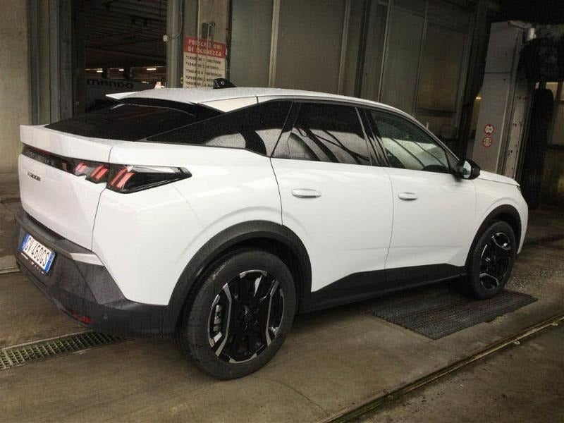 Peugeot e-3008 77 Allure 5d