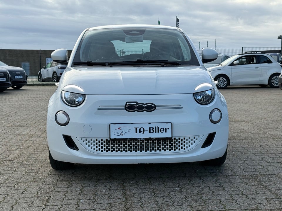 Fiat 500e 24 Action 3d