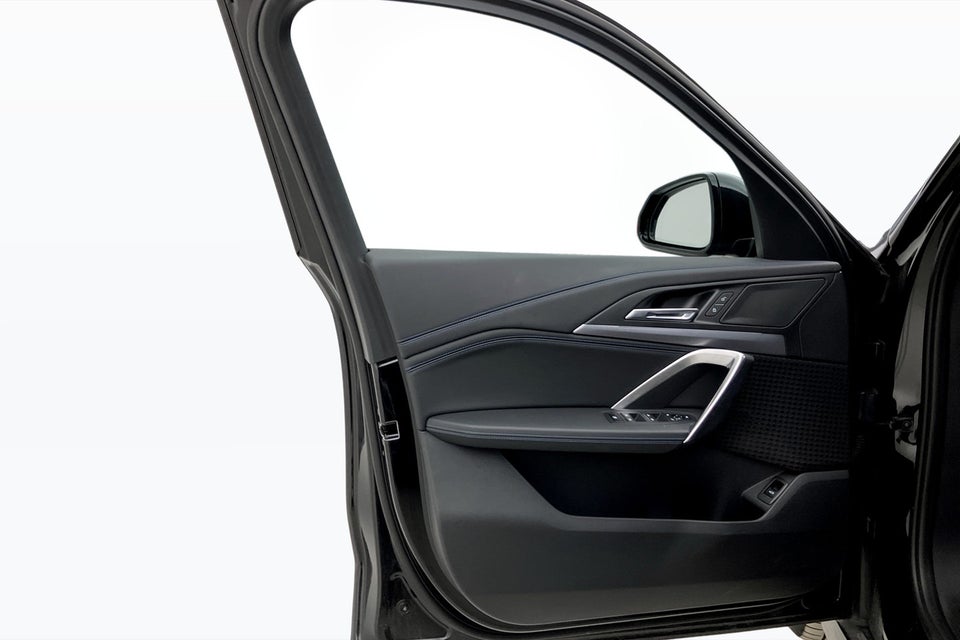 BMW iX1 eDrive20 M-Sport 5d