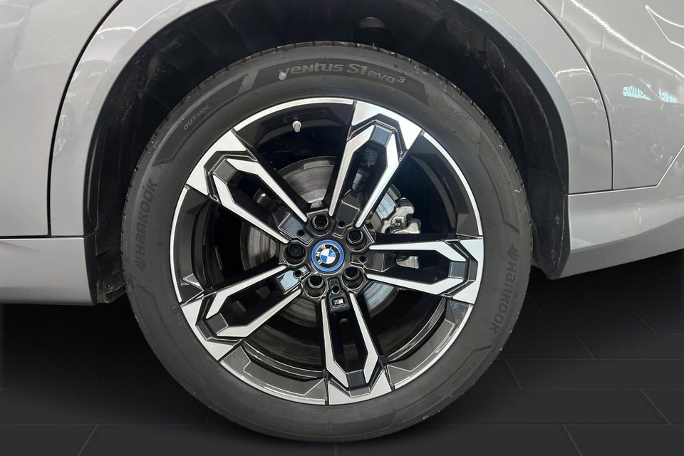 BMW iX2 eDrive20 M-Sport 5d