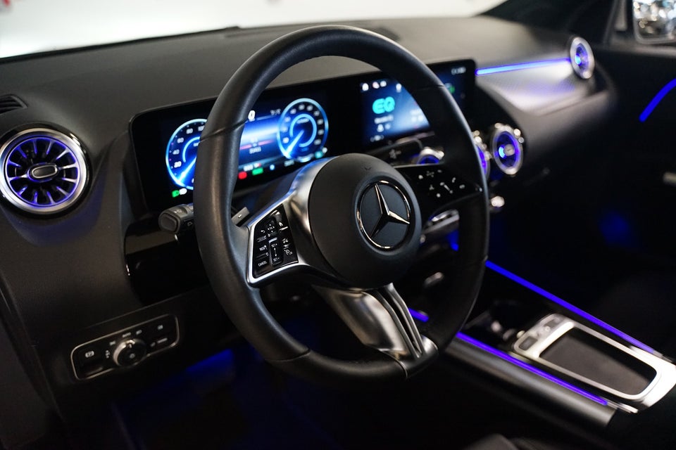 Mercedes EQA250+ Progressive Advance 5d
