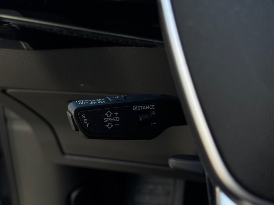 Audi e-tron 55 S-line Sportback quattro 5d