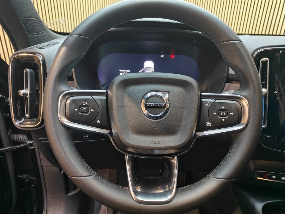 Volvo XC40 ReCharge Twin Plus 5d