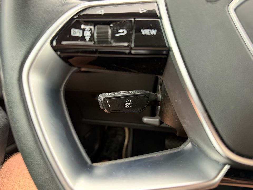Audi e-tron 50 quattro 5d