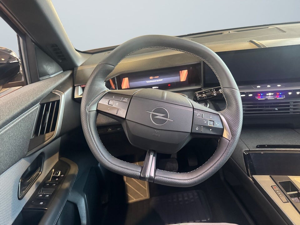 Opel Grandland-e 73 GS Sky 5d