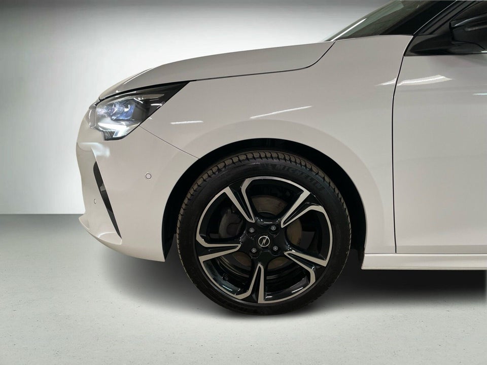 Opel Corsa 1,2 T 100 Elegance Sky 5d