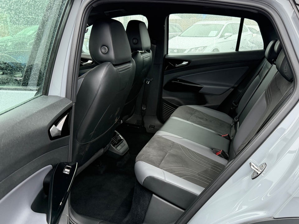 VW ID.5 77 Pro Performance 5d