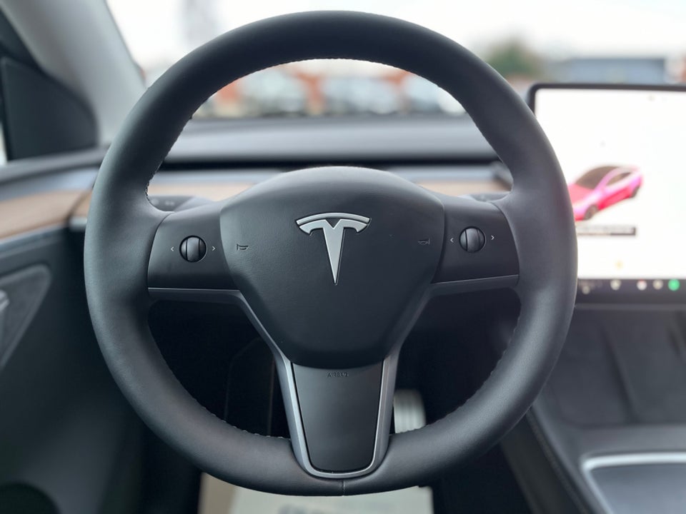 Tesla Model Y Performance AWD 5d