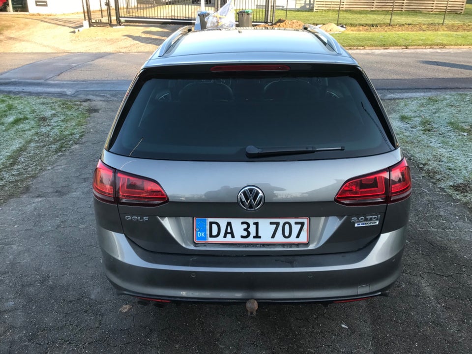 VW Golf VII 2,0 TDi 150 R-line DSG BMT 5d