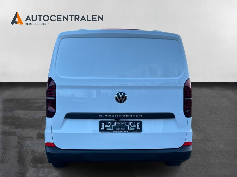VW e-Transporter 64 Comfort Kassevogn SWB