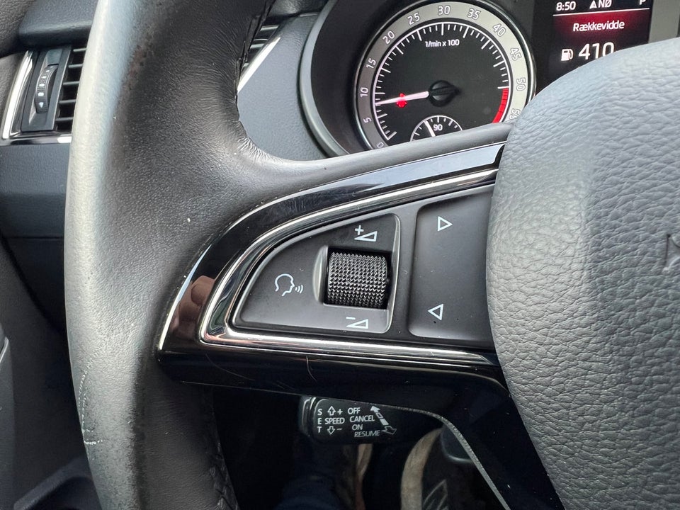 Skoda Octavia 2,0 TDi 150 Style Combi DSG 5d