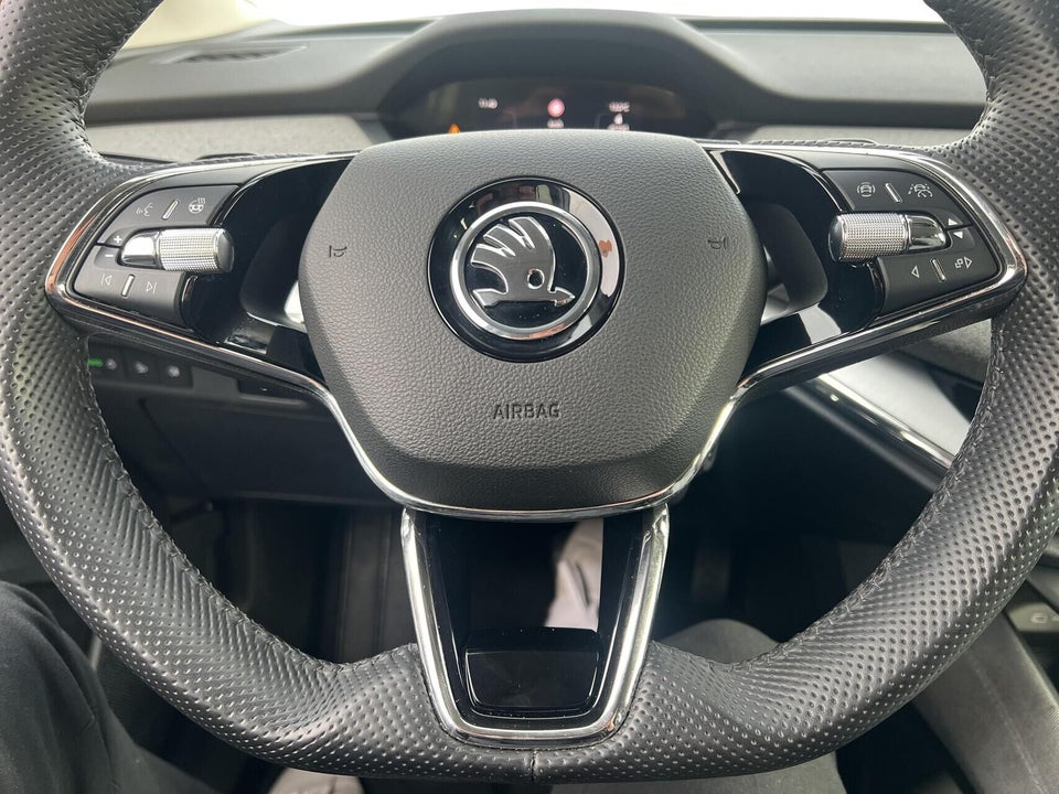 Skoda Enyaq 80 iV Loft 5d