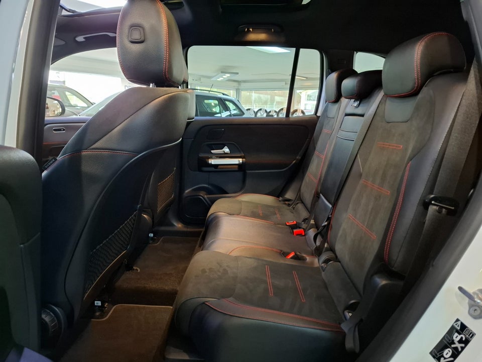 Mercedes EQB300 4Matic 5d