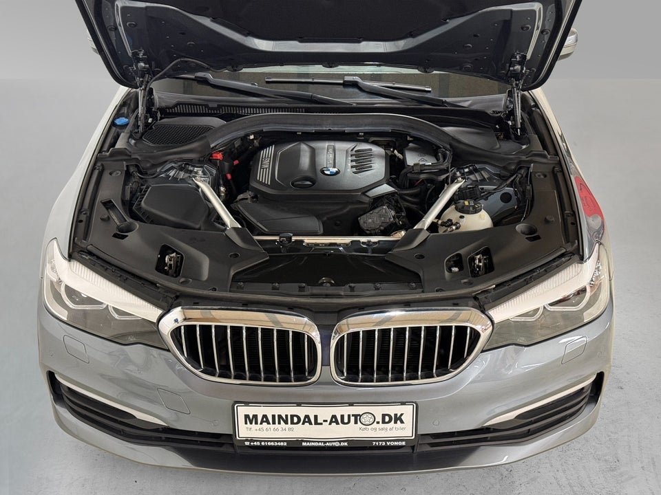 BMW 520d 2,0 Touring Connected aut. 5d