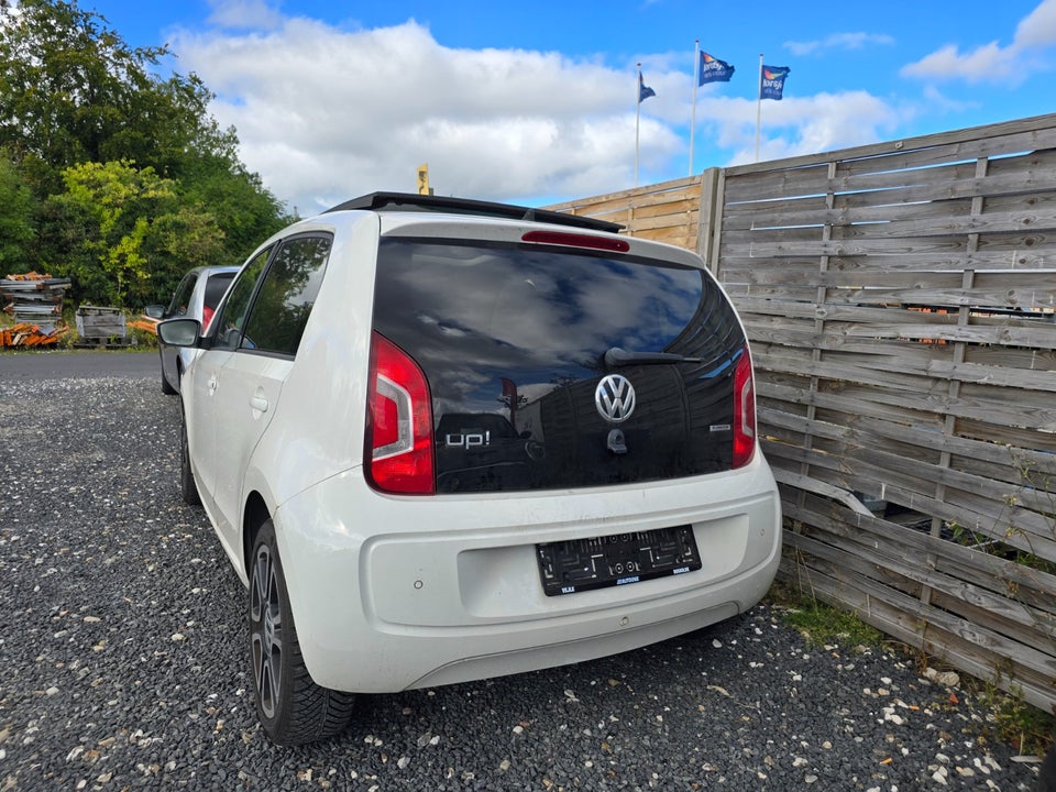 VW Up! 1,0 75 High Up! BMT 5d