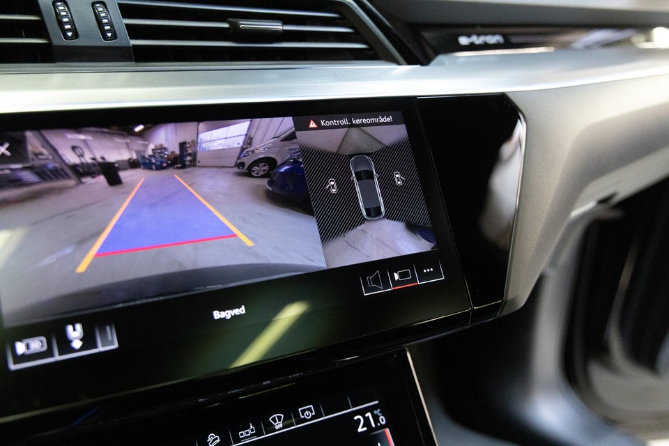 Audi e-tron 55 S-line Sportback quattro 5d