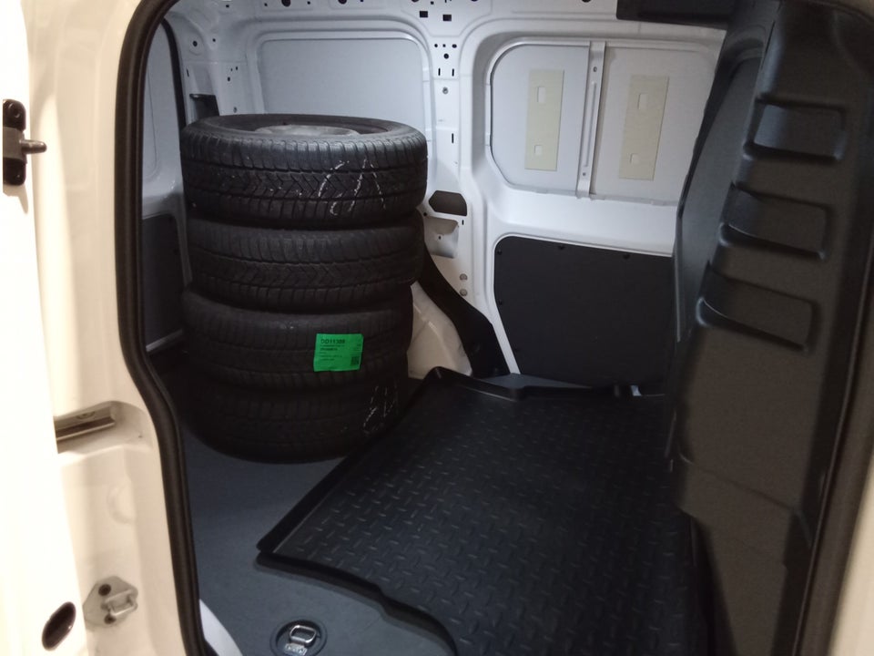 VW Caddy 2,0 TDi 102 Cargo