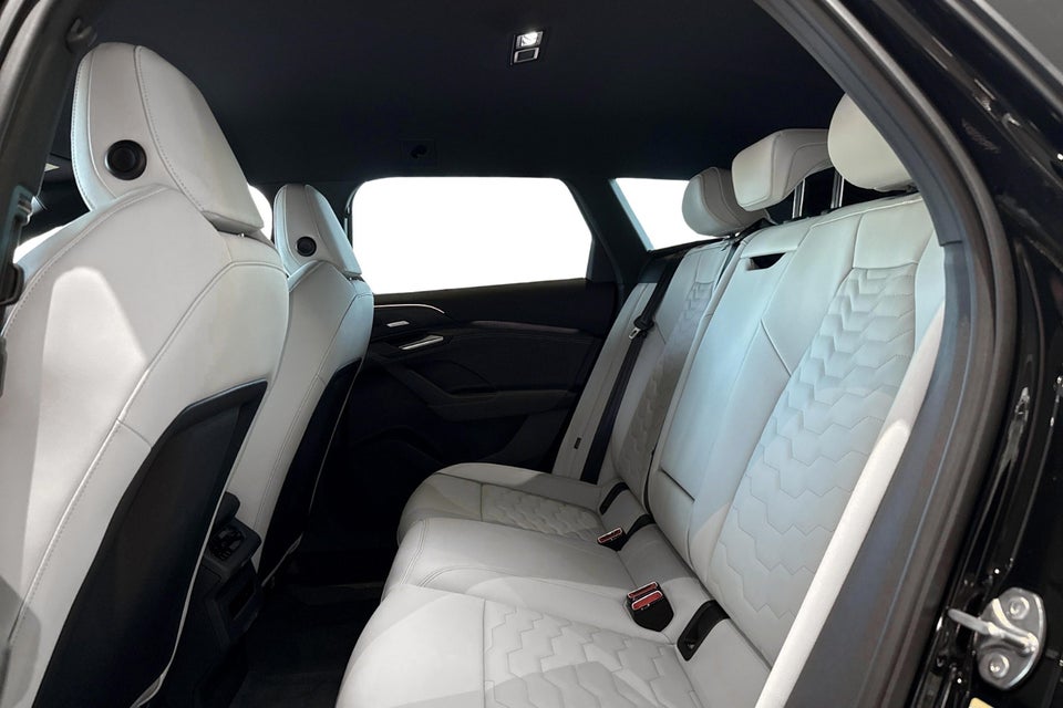 Audi A6 e-tron S-line plus performance Avant 5d