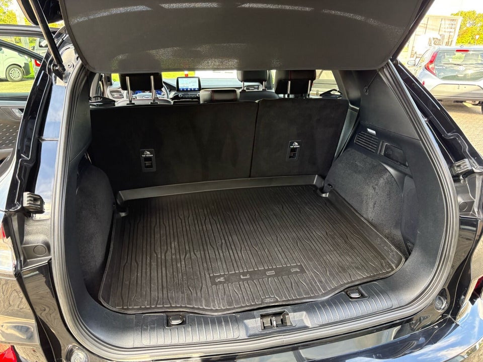 Ford Kuga 2,5 PHEV ST-Line X CVT 5d