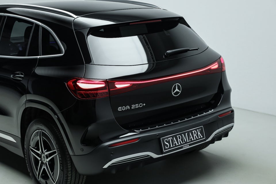 Mercedes EQA250+ AMG Advance 5d