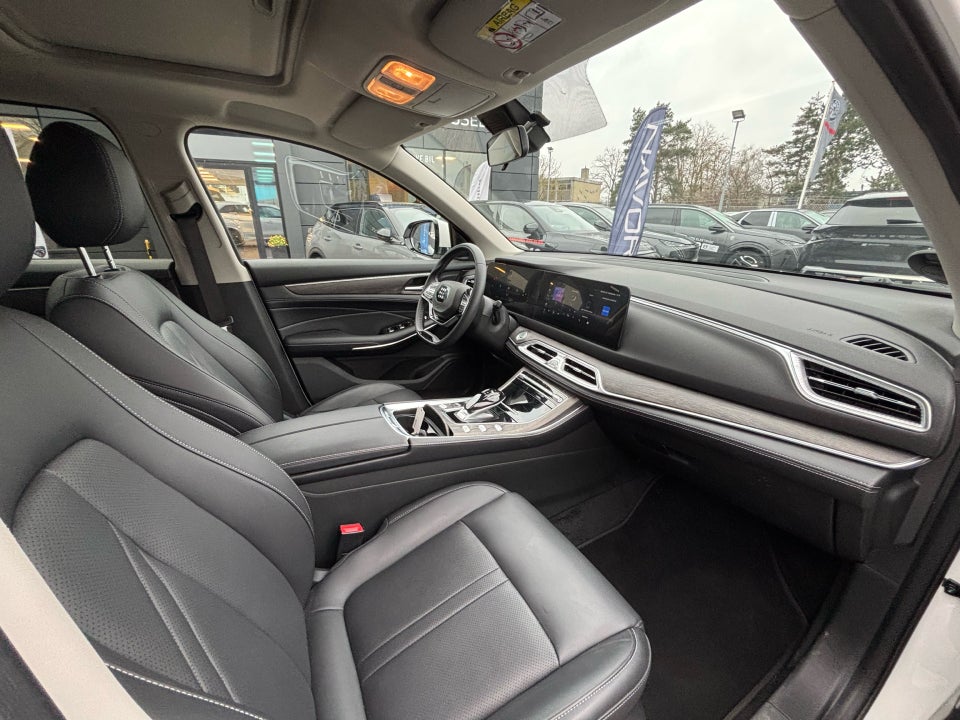 Navor E5 1,5 PHEV Rock 5d