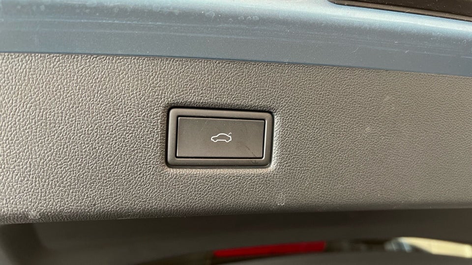 Ford Explorer 79 Premium Extended Range AWD 5d