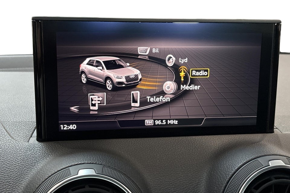 Audi Q2 35 TFSi Prestige S-tr. 5d