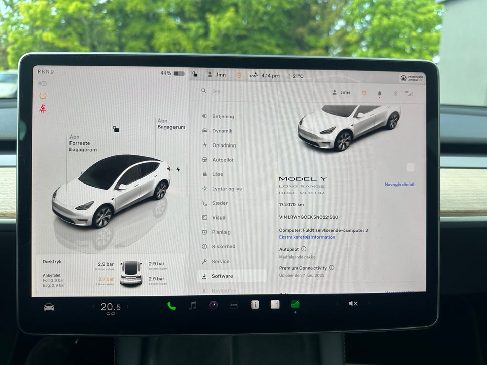 Tesla Model Y Long Range AWD 5d