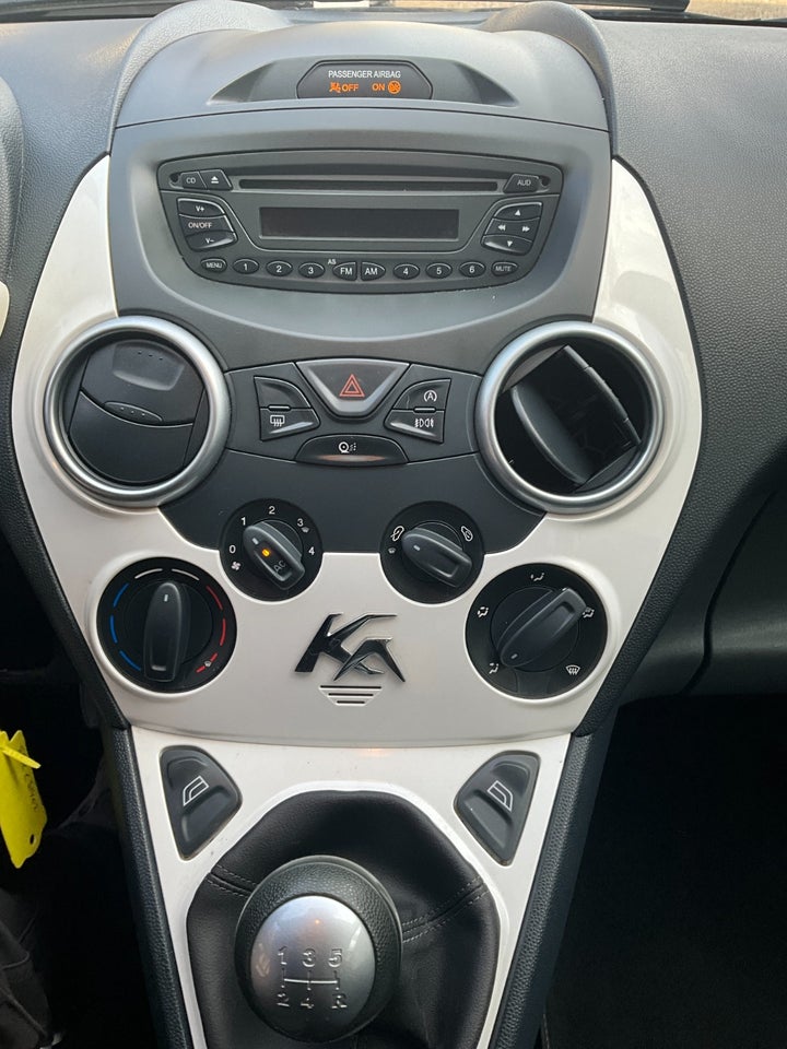 Ford Ka 1,2 Titanium 3d