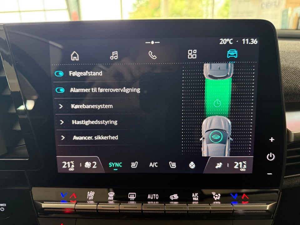 Renault Megane E-Tech 40 Equilibre 5d