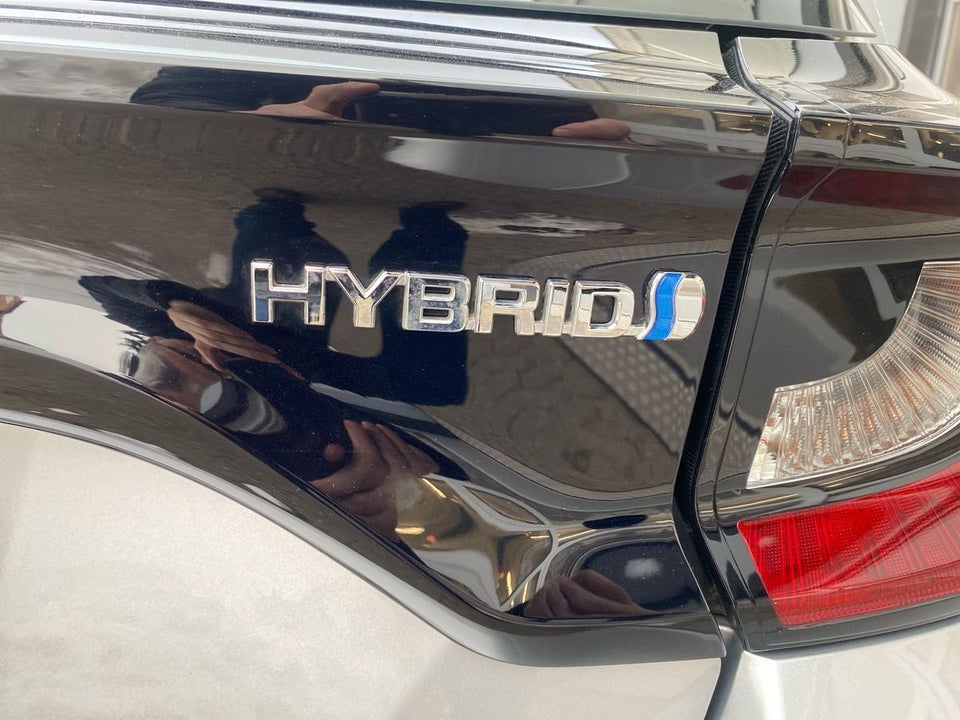 Toyota Yaris 1,5 Hybrid Essential e-CVT 5d