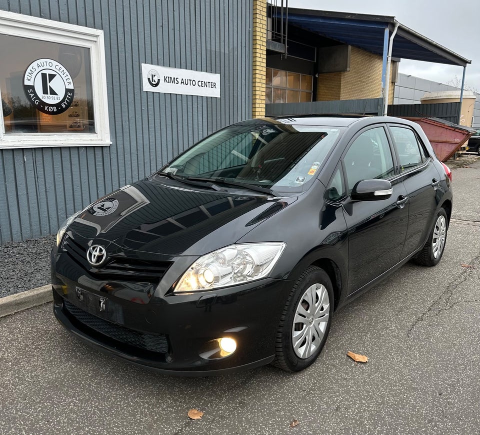 Toyota Auris 1,6 T2 5d