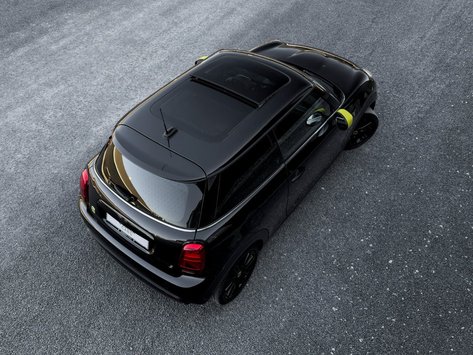 MINI Cooper SE Maximise 3d