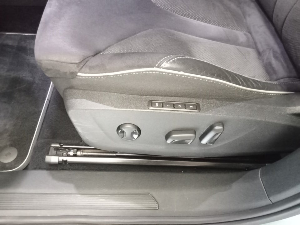 Skoda Enyaq 80x iV Sportline 5d