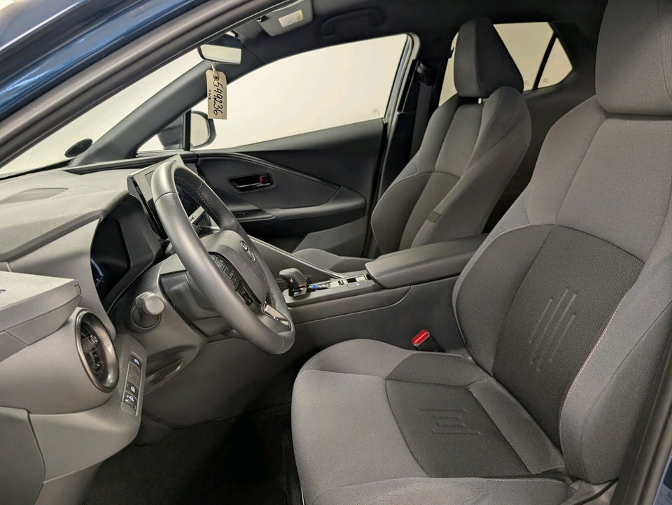 Toyota C-HR 1,8 Hybrid Style 5d