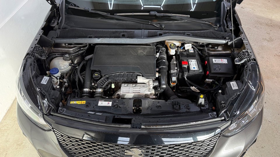 Peugeot 2008 1,2 PureTech 130 Allure Pack 5d