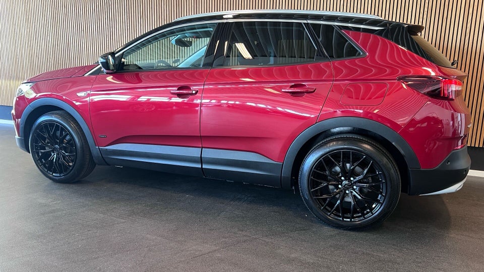 Opel Grandland X 1,6 Hybrid4 EuroLine aut. 5d
